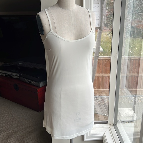 Elegant White Lace Mini Dress - Picture 7 of 8